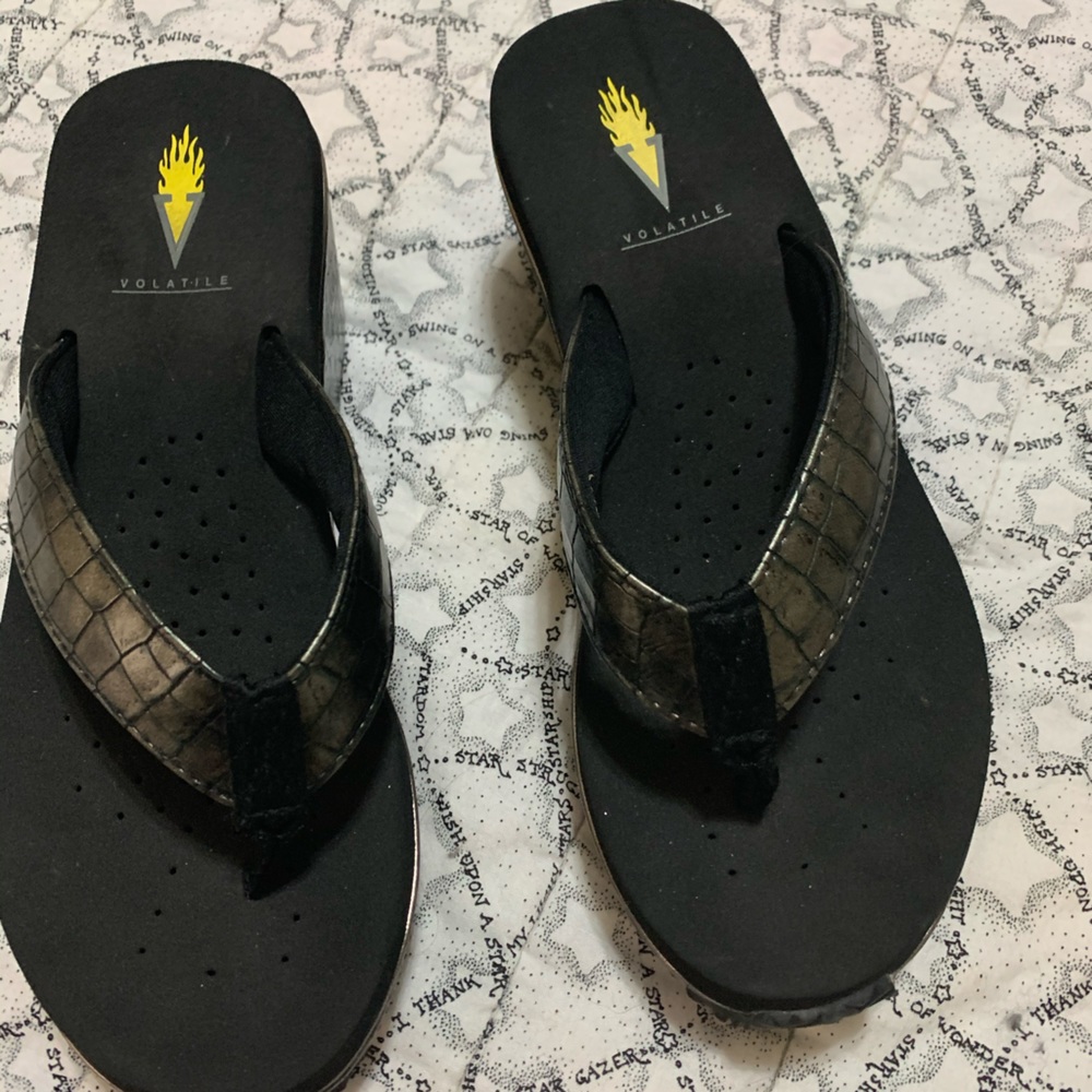 Women’s Sandler with wedge heel